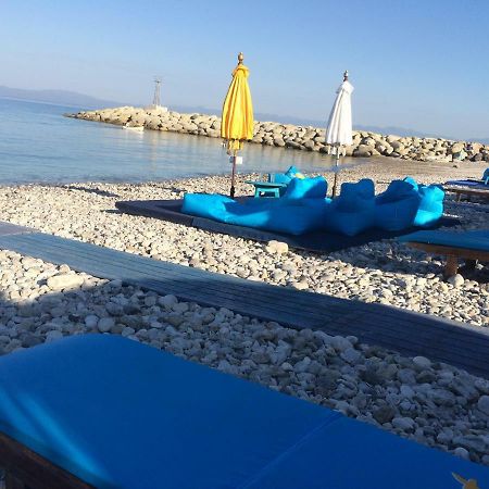 Апартаменты Agali 1 Mesonet In Front Of The Sea Акрогиали Экстерьер фото